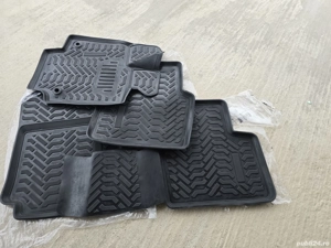 Set covorase RAV 4  - imagine 2