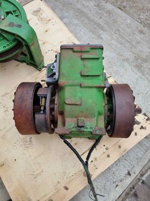 Cutie de viteze combina John Deere 2254,2256 si alte modele - imagine 2