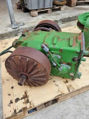 Cutie de viteze combina John Deere 2254,2256 si alte modele