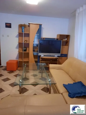 Apartament cu trei camere spre inchiriere in Predeal - imagine 2