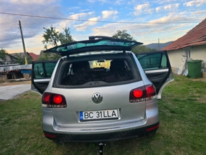 Vând Volkswagen Touareg 4x4 Automat - imagine 2