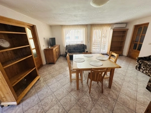 Inchiriez in Sebes-centru-apart. 2 camere decomandate+bucatarie mare 5 6m