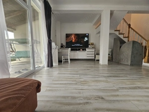 Zona Padurea Verde. Mobilat si utilat. 2 Fronturi  - imagine 2