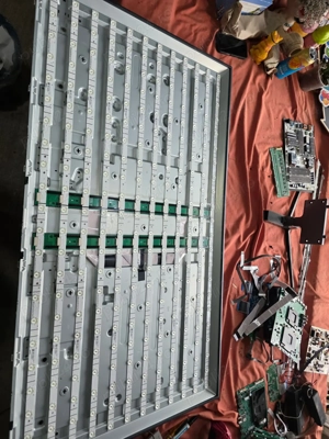 set 12 barete led hd550x6u51-2019122101-svh550f56-b de pe tv Hisense 55u8qf