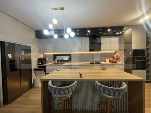 Casa deosebita, 170 mp utili, zona sud-estica, cu pompa de caldura si panouri  - imagine 13