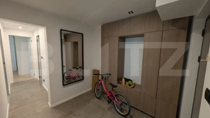 Apartament 3 camere, 72 mp, zona Micro 4 - imagine 8 Apartament 3 camere, 72 mp, zona Micro 4 - imagine 8