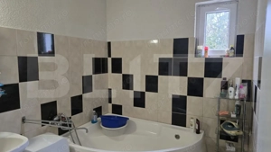 Casa 5 camere , 300 mp;  Teren - 2000 mp . Viile Satu Mare - imagine 17