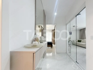 Apartament cu 2 camere ultrafinisat cu parcare cartierul Sopor  - imagine 3