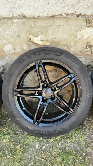 MICHELIN, jante Schwarz R18