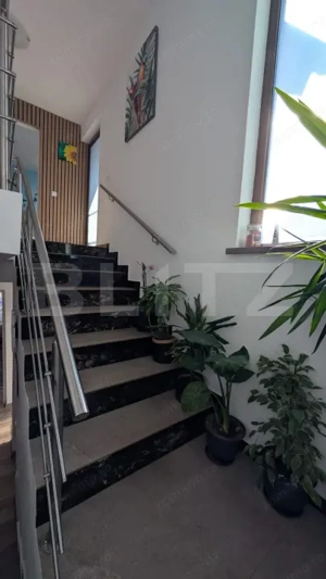 Casă tip duplex, 176 mp utili + teren 204 mp, front stradal 16 m - imagine 10