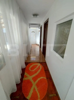 Casa la strada in Lipovu, renovata recent, 850 mp curte - imagine 12