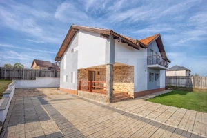 Casă spațioasă de vânzare în Bod – teren generos, zonă în dezvoltare