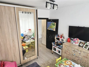 IOSEFIN - 3 Cam - Bloc Anvelopat - Garaj - Centrala Proprie - Lift - RENOVAT - imagine 7