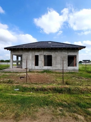 Casa P + M la rosu,Craiova, zona Tancodrom, cu posibilitate de finisare completa