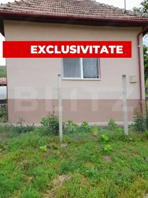 Casă individuală cu 2 camere de vânzare, Zona Ocna Mures