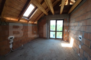 Teren 10 ari cu casă la roșu 240 mp cu plus garaj–Valea Rusului, panorama oraș - imagine 7