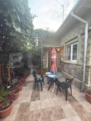 Casa de vanzare 5 camere + dependente - imagine 3