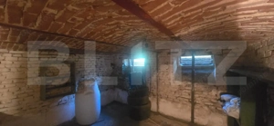 Proprietate semi-centrala, teren 447 mp, Constructie demolabila - imagine 6