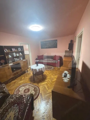 Casa de vanzare 5 camere + dependente - imagine 8