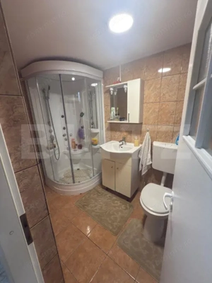 Casa de vanzare 5 camere + dependente - imagine 13