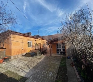 Casa individuala 7 camere, 290mp, teren 1100mp, zona centrala - imagine 2