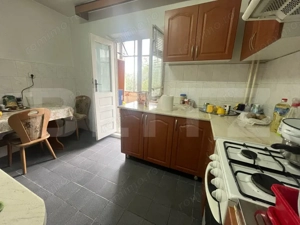 Apartament 3 camere, 67 mp, zona Lidl Cazaban – ideal pentru renovare după bunul - imagine 4