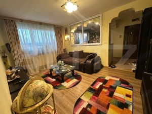 Apartament cu 3 camere, zona 8 Mai, 68 mp
