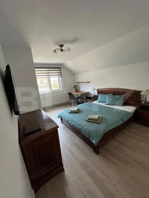 Apartament generos de 3 camere la casa, 100 mp, parcare, zona semicentrală 