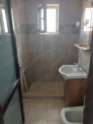 Vand apartament 2 camere - imagine 5