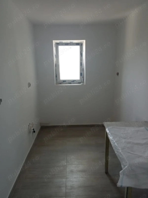 Vand apartament 2 camere - imagine 3
