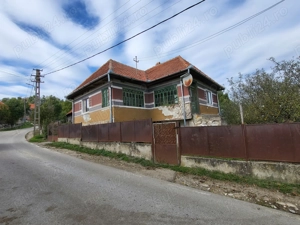 Casă de vânzare  - imagine 2