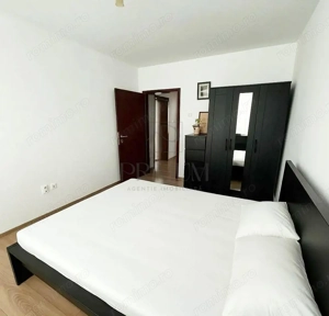 COMPLEX STUDENTESC - 3 cam - Spatios - Centrala Proprie - Lift - POZITIE EXCELENTA - imagine 4