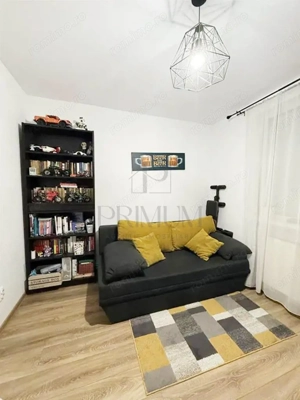 COMPLEX STUDENTESC - 3 cam - Spatios - Centrala Proprie - Lift - POZITIE EXCELENTA - imagine 5