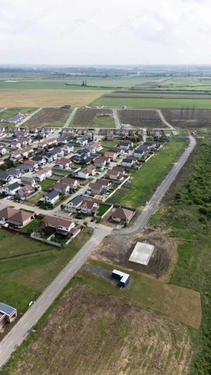Teren de vanzare cu toate utilitatile la cheie direct de la Dezvoltator