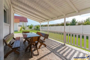 Proprietate eleganta, constructie noua, zona boema, Sanpetru, Brasov - imagine 7