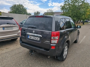 Vand Suzuki Grand Vitara 1.9D - imagine 5 Vand Suzuki Grand Vitara 1.9D - imagine 5