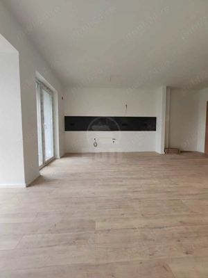 Oncos Parc, Floresti, apartament de 2 camere, cu paracre subterana!!!