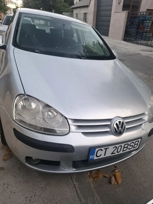 Vând golf 5 neg. 2900EUR