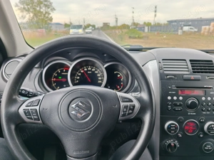 Vand Suzuki Grand Vitara 1.9D - imagine 7 Vand Suzuki Grand Vitara 1.9D - imagine 7