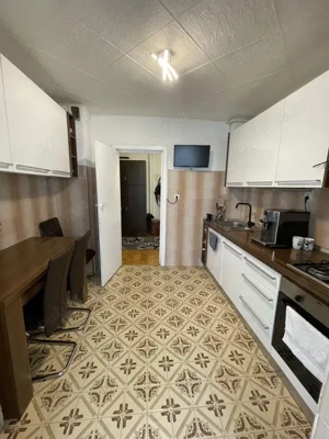  Apartament cu 2 camere în Calea Girocului decomandat amenajat integral centrala proprie