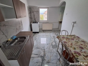 Inchiriez apartament central 2 camere