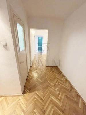 SAGUNA - 3 Cam - Decom - Centrala Proprie - 2 Bai - 3 Boxe - Garaj - ETAJ 1 - imagine 7