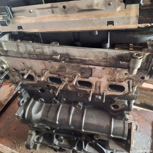 Vând motor passat b8,crl - imagine 3