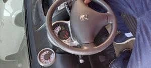 Vând autoturism Peugeot 107  - imagine 6