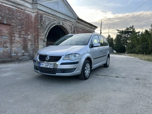 Volkswagen Touran motor 1.6 MPI - imagine 2 Volkswagen Touran motor 1.6 MPI - imagine 2