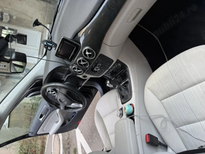 Mercedes Benz B180 - imagine 17