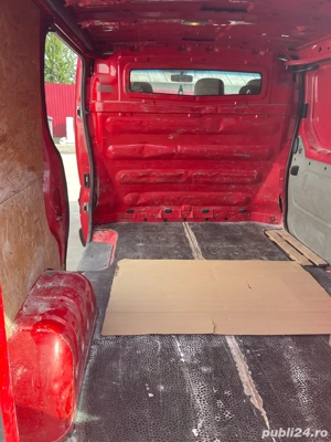 renault trafic - imagine 5