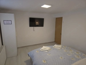 Pensiune la Cheia, moderna, functionala in totalitate, vedere mirifica (chirie) - imagine 12