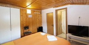 Pensiune la Cheia, moderna, functionala in totalitate, vedere mirifica (chirie) - imagine 23