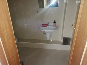 Pensiune Azil Spatiu Comercial Calea Girocului - imagine 19